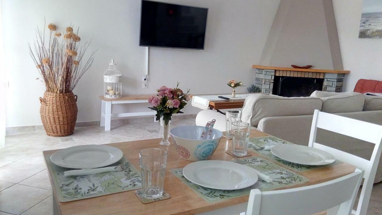 ניקיטי Cute Maisonette No2 On Coastal Sidewalk מראה חיצוני תמונה