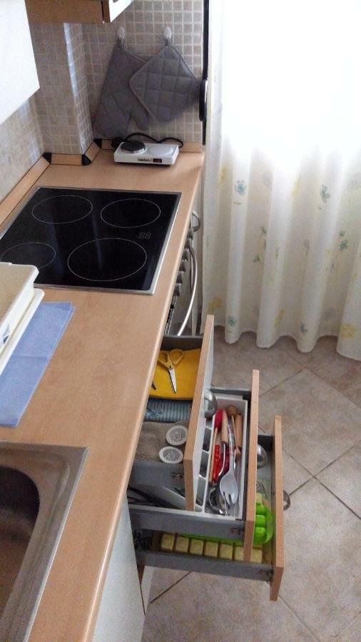 ניקיטי Cute Maisonette No2 On Coastal Sidewalk מראה חיצוני תמונה