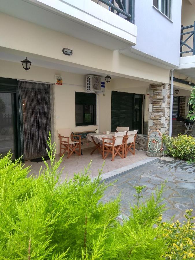 ניקיטי Cute Maisonette No2 On Coastal Sidewalk מראה חיצוני תמונה